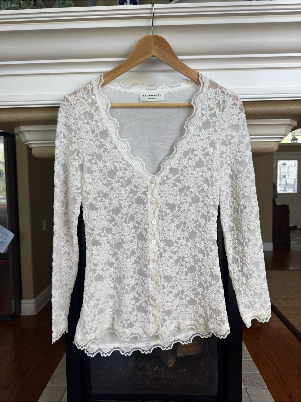 Rosemunde White Floral Button Front Cardigan Top Size Medium